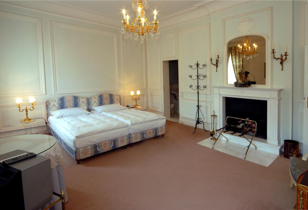 Hotel Buerger Palais Ansbach Chambre photo